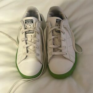 Kids Stan Smith Adidas, Size 1 (big kid)